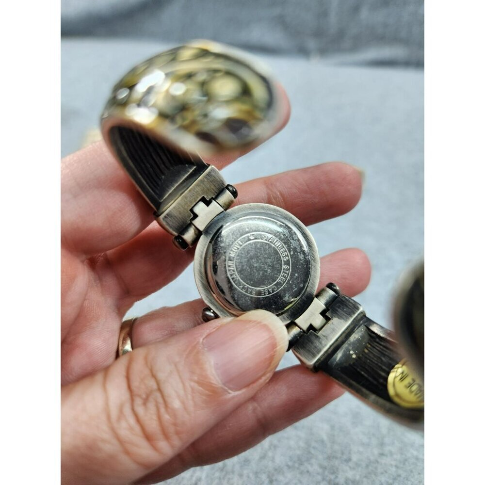 Vintage appear Womens Hinged Cuff Bangle Watch With Elephant Enamel Design - Picture 6 of 11